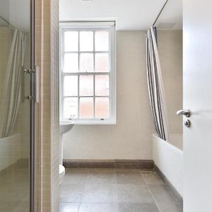 Appartement met Drie Slaapkamers